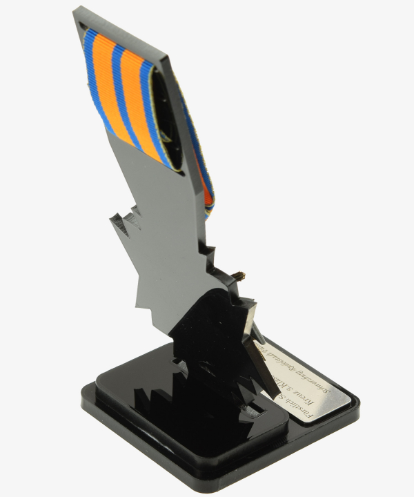 Preview: Display Stand, Princely Schwarzburg Cross of Honor – Cross 3rd Class with Swords